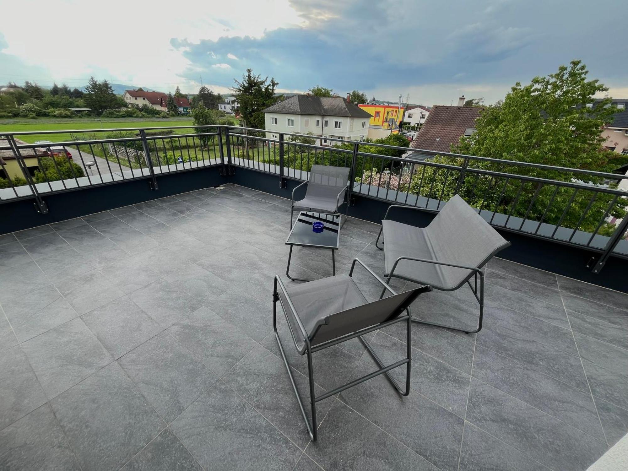 Weisses Haus Apartment Gerasdorf bei Wien Exterior photo